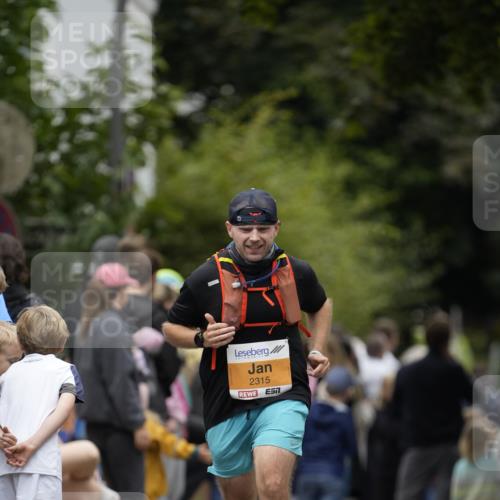 30.08.2026 - Blankeneser Heldenlauf Patografie http://msf.ph/oto/10089646 30.08.2026 11:54:22 Ziel 2327, 2373, 2909 meine-sportfotos.de