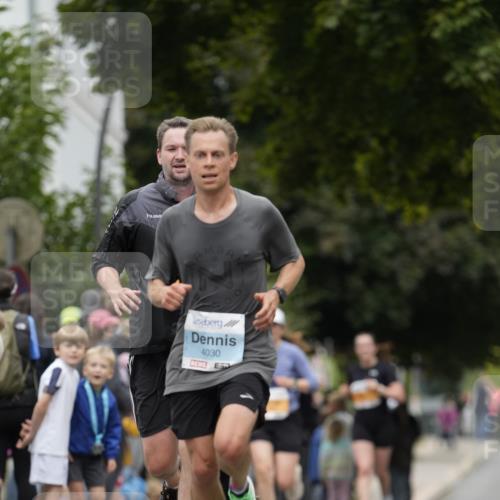 30.08.2026 - Blankeneser Heldenlauf Patografie http://msf.ph/oto/10089667 30.08.2026 11:54:32 Ziel 2315, 2701, 4030 meine-sportfotos.de
