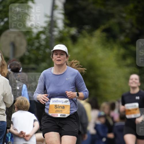 30.08.2026 - Blankeneser Heldenlauf Patografie http://msf.ph/oto/10089672 30.08.2026 11:54:36 Ziel 2701, 2825, 4030 meine-sportfotos.de