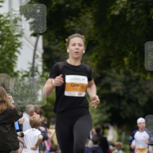 30.08.2026 - Blankeneser Heldenlauf Patografie http://msf.ph/oto/10089707 30.08.2026 11:55:04 Ziel 2447, 2887 meine-sportfotos.de