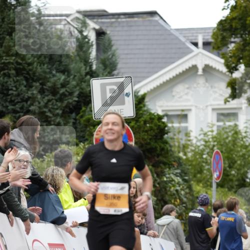 30.08.2026 - Blankeneser Heldenlauf Patografie http://msf.ph/oto/10089742 30.08.2026 11:55:25 Ziel 2350, 2401 meine-sportfotos.de