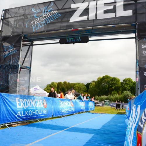 30.08.2026 - Elbe Triathlon Hamburg LAZAROV Photography http://msf.ph/oto/10089756 30.08.2026 12:44:54 Ziel  meine-sportfotos.de