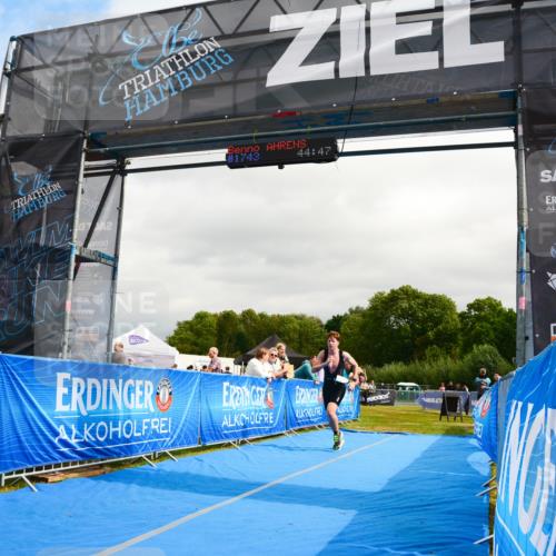30.08.2026 - Elbe Triathlon Hamburg LAZAROV Photography http://msf.ph/oto/10089792 30.08.2026 12:45:19 Ziel 1733 meine-sportfotos.de