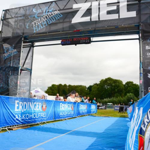 30.08.2026 - Elbe Triathlon Hamburg LAZAROV Photography http://msf.ph/oto/10089813 30.08.2026 12:45:47 Ziel  meine-sportfotos.de
