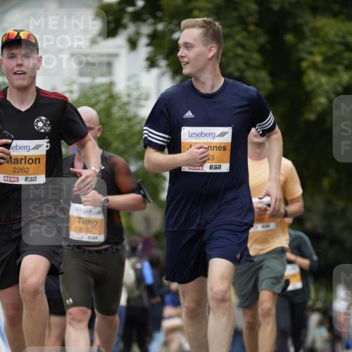 30.08.2026 - Blankeneser Heldenlauf Patografie http://msf.ph/oto/10089815 30.08.2026 11:56:18 Ziel 2182, 2262, 2263, 2322, 2392, 2407, 2473 meine-sportfotos.de