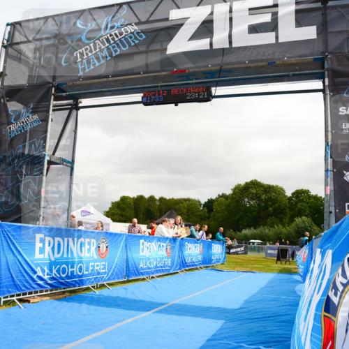 30.08.2026 - Elbe Triathlon Hamburg LAZAROV Photography http://msf.ph/oto/10089816 30.08.2026 12:45:47 Ziel  meine-sportfotos.de