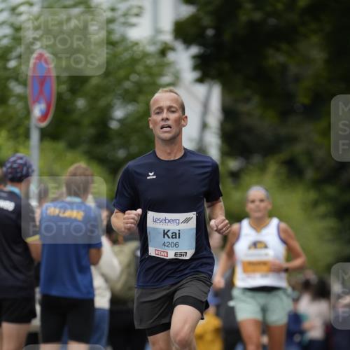 30.08.2026 - Blankeneser Heldenlauf Patografie http://msf.ph/oto/10089830 30.08.2026 11:56:28 Ziel 2473, 4206 meine-sportfotos.de