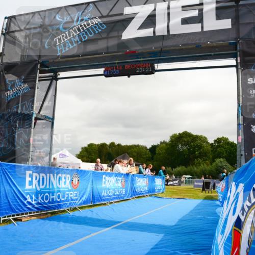 30.08.2026 - Elbe Triathlon Hamburg LAZAROV Photography http://msf.ph/oto/10089839 30.08.2026 12:45:49 Ziel  meine-sportfotos.de