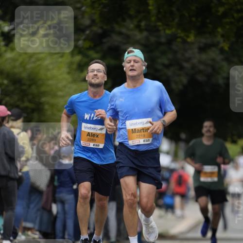 30.08.2026 - Blankeneser Heldenlauf Patografie http://msf.ph/oto/10089851 30.08.2026 11:56:39 Ziel 2507, 2610, 2717, 2916 meine-sportfotos.de