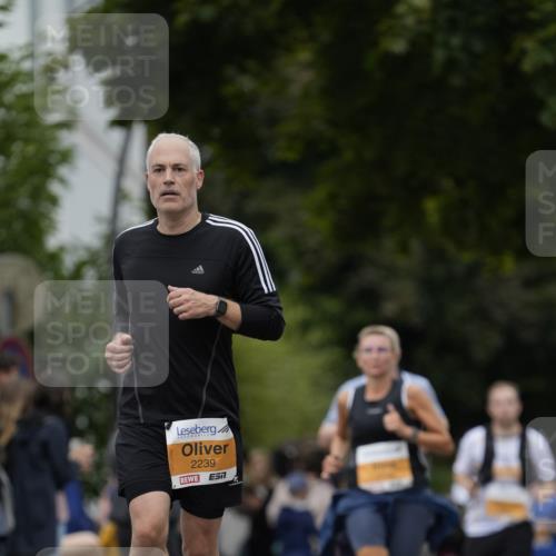 30.08.2026 - Blankeneser Heldenlauf Patografie http://msf.ph/oto/10089903 30.08.2026 11:57:28 Ziel 2239, 2575, 2713 meine-sportfotos.de