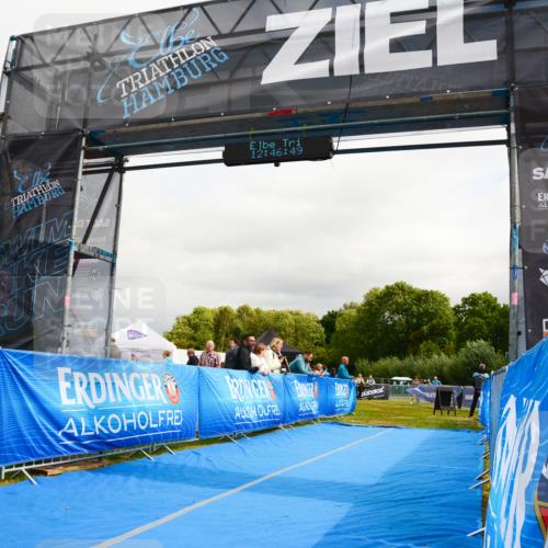 30.08.2026 - Elbe Triathlon Hamburg LAZAROV Photography http://msf.ph/oto/10089926 30.08.2026 12:46:50 Ziel 1738 meine-sportfotos.de