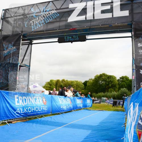 30.08.2026 - Elbe Triathlon Hamburg LAZAROV Photography http://msf.ph/oto/10089927 30.08.2026 12:46:50 Ziel 1738 meine-sportfotos.de