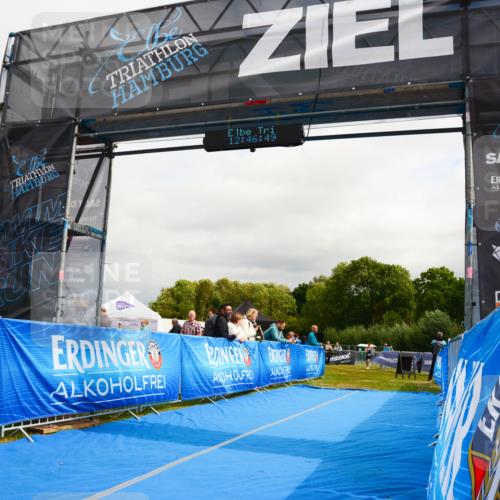 30.08.2026 - Elbe Triathlon Hamburg LAZAROV Photography http://msf.ph/oto/10089931 30.08.2026 12:46:50 Ziel 1738 meine-sportfotos.de