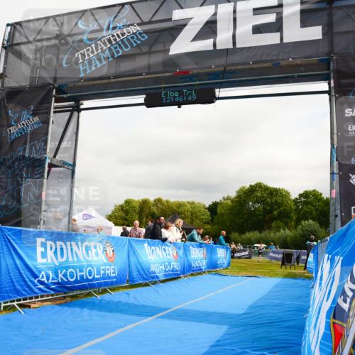 30.08.2026 - Elbe Triathlon Hamburg LAZAROV Photography http://msf.ph/oto/10089933 30.08.2026 12:46:51 Ziel 1732, 1738 meine-sportfotos.de