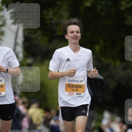 30.08.2026 - Blankeneser Heldenlauf Patografie http://msf.ph/oto/10089947 30.08.2026 11:57:51 Ziel 2047, 2228, 2230, 2443 meine-sportfotos.de