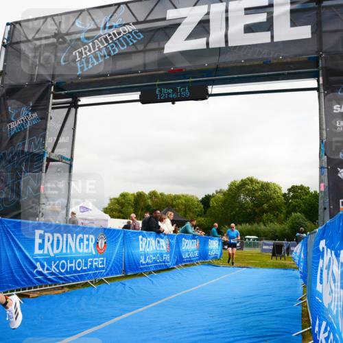 30.08.2026 - Elbe Triathlon Hamburg LAZAROV Photography http://msf.ph/oto/10089966 30.08.2026 12:47:00 Ziel 1684, 1732 meine-sportfotos.de