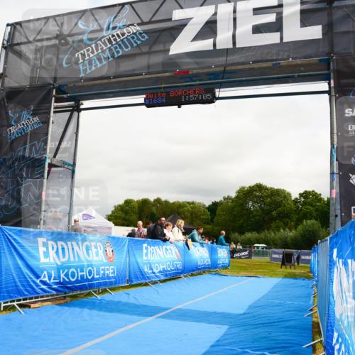 30.08.2026 - Elbe Triathlon Hamburg LAZAROV Photography http://msf.ph/oto/10089989 30.08.2026 12:47:16 Ziel  meine-sportfotos.de
