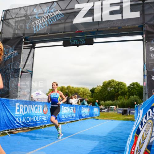 30.08.2026 - Elbe Triathlon Hamburg LAZAROV Photography http://msf.ph/oto/10090016 30.08.2026 12:47:29 Ziel 1728, 1760 meine-sportfotos.de