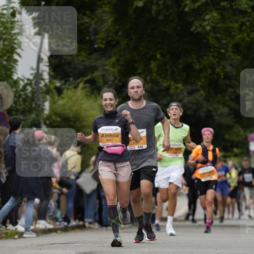 30.08.2026 - Blankeneser Heldenlauf Patografie http://msf.ph/oto/10090017 30.08.2026 11:58:28 Ziel 2647, 2696, 2706 meine-sportfotos.de