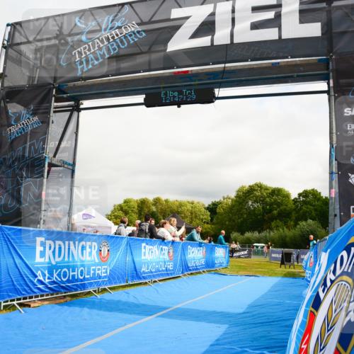 30.08.2026 - Elbe Triathlon Hamburg LAZAROV Photography http://msf.ph/oto/10090032 30.08.2026 12:47:30 Ziel 1728, 1760 meine-sportfotos.de