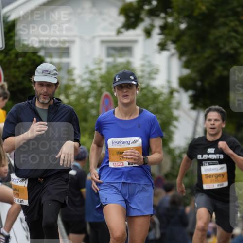 30.08.2026 - Blankeneser Heldenlauf Patografie http://msf.ph/oto/10090058 30.08.2026 11:58:45 Ziel 2284, 2364, 2376, 2745, 2918, 2919, 4143, 4325 meine-sportfotos.de