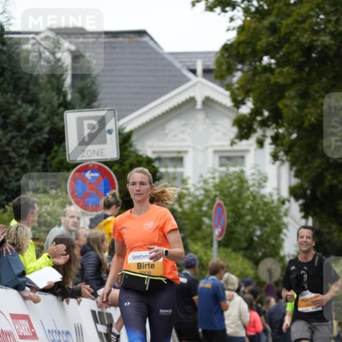 30.08.2026 - Blankeneser Heldenlauf Patografie http://msf.ph/oto/10090073 30.08.2026 11:58:53 Ziel 2208, 2225, 2376, 2688, 2689, 2745, 2918, 2919 meine-sportfotos.de