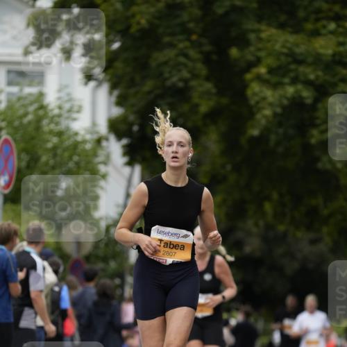 30.08.2026 - Blankeneser Heldenlauf Patografie http://msf.ph/oto/10090087 30.08.2026 11:58:59 Ziel 2208, 2301, 2688, 2689, 2748, 2807 meine-sportfotos.de