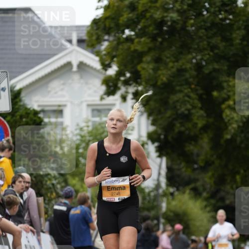 30.08.2026 - Blankeneser Heldenlauf Patografie http://msf.ph/oto/10090100 30.08.2026 11:59:03 Ziel 2301, 2688, 2689, 2748, 2807 meine-sportfotos.de