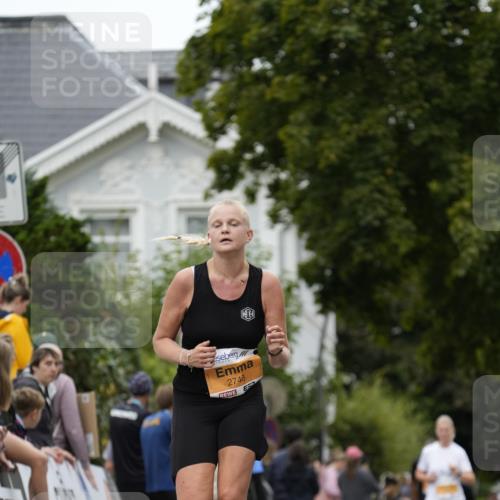 30.08.2026 - Blankeneser Heldenlauf Patografie http://msf.ph/oto/10090102 30.08.2026 11:59:04 Ziel 2301, 2748, 2807 meine-sportfotos.de