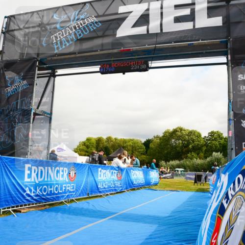30.08.2026 - Elbe Triathlon Hamburg LAZAROV Photography http://msf.ph/oto/10090106 30.08.2026 12:47:50 Ziel  meine-sportfotos.de