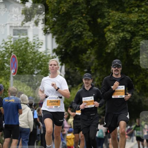 30.08.2026 - Blankeneser Heldenlauf Patografie http://msf.ph/oto/10090115 30.08.2026 11:59:09 Ziel 2288, 2354, 2537, 2748 meine-sportfotos.de