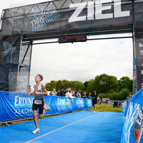 30.08.2026 - Elbe Triathlon Hamburg LAZAROV Photography http://msf.ph/oto/10090141 30.08.2026 12:48:00 Ziel 1642, 1730 meine-sportfotos.de