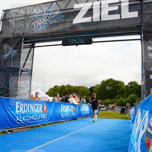 30.08.2026 - Elbe Triathlon Hamburg LAZAROV Photography http://msf.ph/oto/10090148 30.08.2026 12:48:01 Ziel 1642, 1730 meine-sportfotos.de