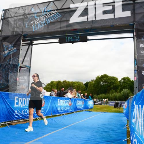 30.08.2026 - Elbe Triathlon Hamburg LAZAROV Photography http://msf.ph/oto/10090154 30.08.2026 12:48:03 Ziel 1642, 1730 meine-sportfotos.de