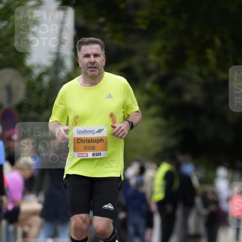 30.08.2026 - Blankeneser Heldenlauf Patografie http://msf.ph/oto/10090164 30.08.2026 11:59:41 Ziel 2008, 2801 meine-sportfotos.de