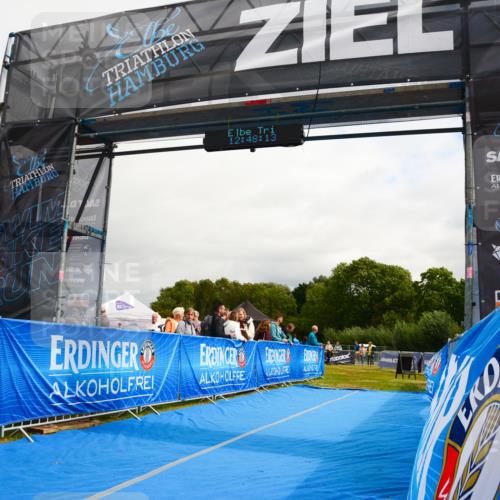 30.08.2026 - Elbe Triathlon Hamburg LAZAROV Photography http://msf.ph/oto/10090184 30.08.2026 12:48:14 Ziel 1734 meine-sportfotos.de