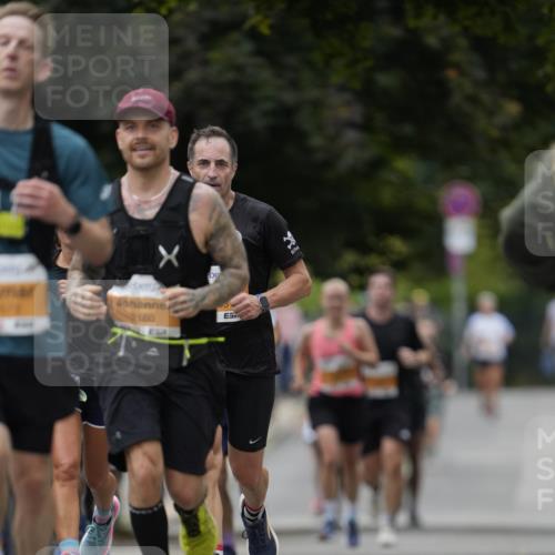 30.08.2026 - Blankeneser Heldenlauf Patografie http://msf.ph/oto/10090203 30.08.2026 12:00:07 Ziel 2572, 2630 meine-sportfotos.de