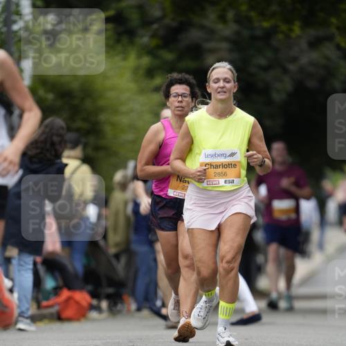 30.08.2026 - Blankeneser Heldenlauf Patografie http://msf.ph/oto/10090268 30.08.2026 12:00:40 Ziel 2020, 2026, 2181, 2856 meine-sportfotos.de