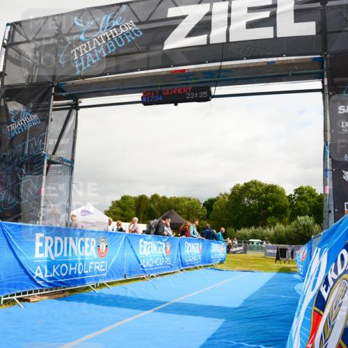 30.08.2026 - Elbe Triathlon Hamburg LAZAROV Photography http://msf.ph/oto/10090271 30.08.2026 12:48:40 Ziel  meine-sportfotos.de