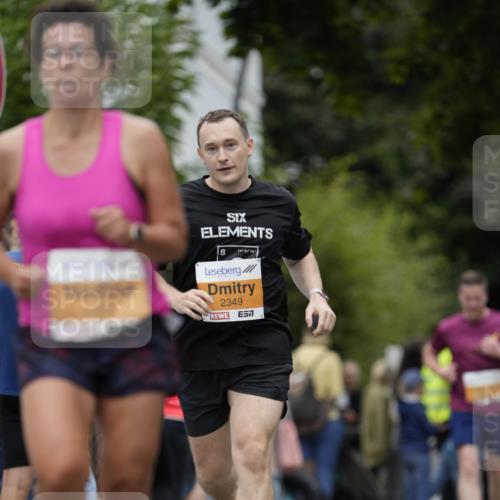 30.08.2026 - Blankeneser Heldenlauf Patografie http://msf.ph/oto/10090279 30.08.2026 12:00:46 Ziel 2020, 2181, 2323, 2349, 2856 meine-sportfotos.de