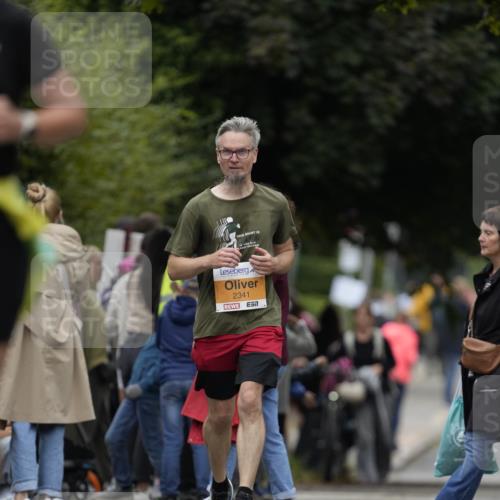 30.08.2026 - Blankeneser Heldenlauf Patografie http://msf.ph/oto/10090335 30.08.2026 12:01:12 Ziel 2202, 2269, 2830 meine-sportfotos.de