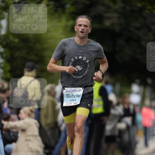 30.08.2026 - Blankeneser Heldenlauf Patografie http://msf.ph/oto/10090342 30.08.2026 12:01:23 Ziel 2341, 4444 meine-sportfotos.de