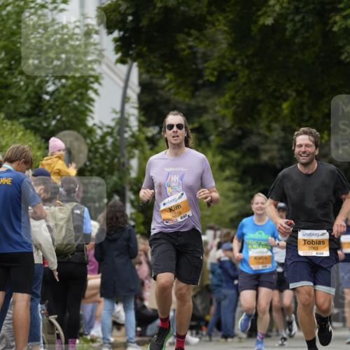 30.08.2026 - Blankeneser Heldenlauf Patografie http://msf.ph/oto/10090362 30.08.2026 12:01:35 Ziel 2065, 2646, 4444 meine-sportfotos.de