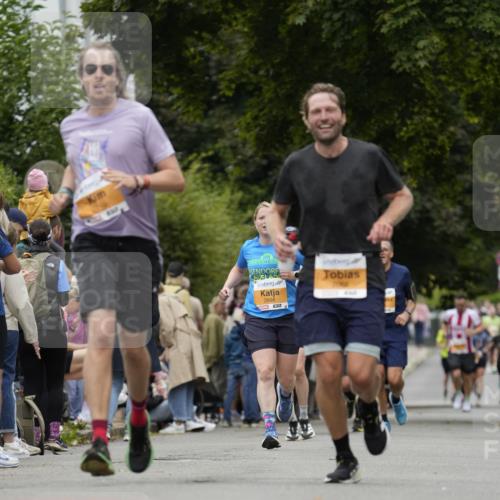 30.08.2026 - Blankeneser Heldenlauf Patografie http://msf.ph/oto/10090370 30.08.2026 12:01:37 Ziel 2065, 2646, 2698 meine-sportfotos.de