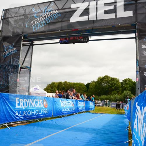 30.08.2026 - Elbe Triathlon Hamburg LAZAROV Photography http://msf.ph/oto/10090434 30.08.2026 12:51:27 Ziel  meine-sportfotos.de