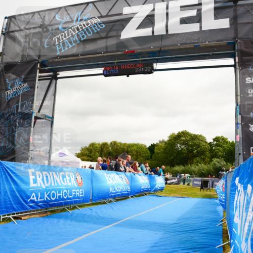 30.08.2026 - Elbe Triathlon Hamburg LAZAROV Photography http://msf.ph/oto/10090443 30.08.2026 12:51:29 Ziel  meine-sportfotos.de