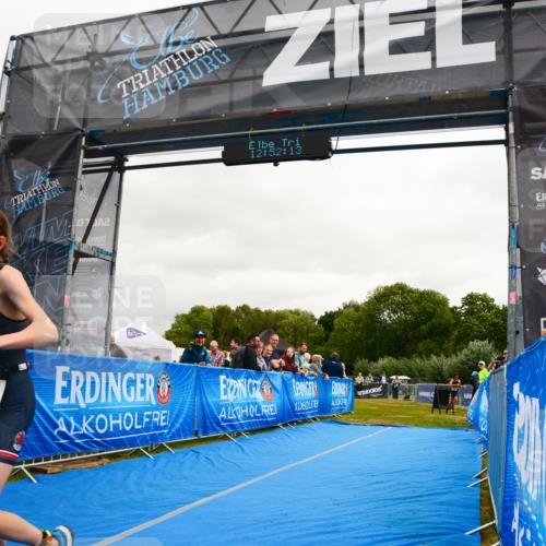 30.08.2026 - Elbe Triathlon Hamburg LAZAROV Photography http://msf.ph/oto/10090461 30.08.2026 12:52:14 Ziel 1854 meine-sportfotos.de