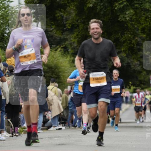 30.08.2026 - Blankeneser Heldenlauf Patografie http://msf.ph/oto/10090521 30.08.2026 12:01:38 Ziel 2065, 2646, 2698 meine-sportfotos.de