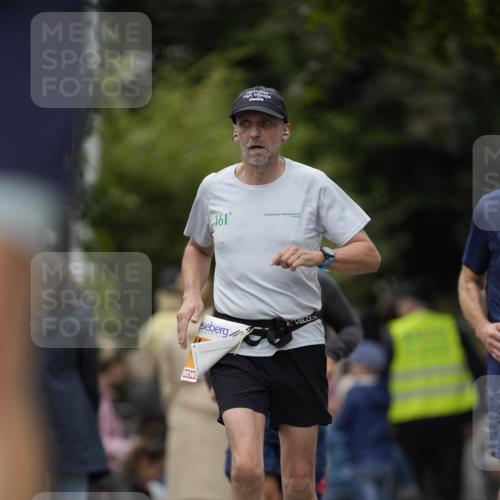 30.08.2026 - Blankeneser Heldenlauf Patografie http://msf.ph/oto/10090526 30.08.2026 12:01:41 Ziel 2065, 2210, 2330, 2646, 2698 meine-sportfotos.de