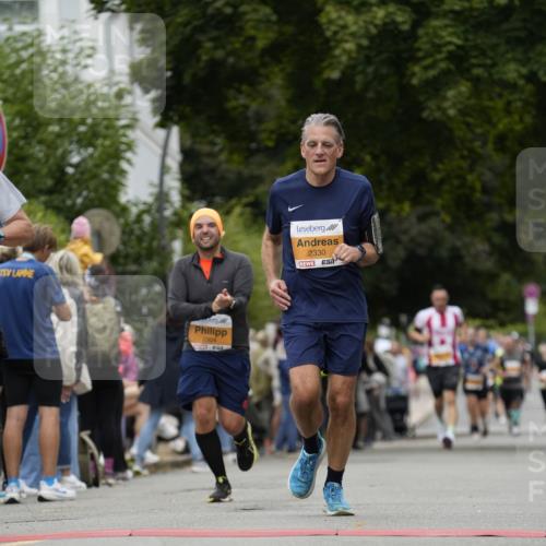 30.08.2026 - Blankeneser Heldenlauf Patografie http://msf.ph/oto/10090538 30.08.2026 12:01:45 Ziel 2065, 2210, 2330, 2646, 2698, 2904 meine-sportfotos.de